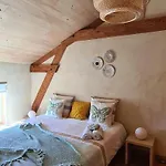 Le Coq En Repos * Saint-Sylvestre-sur-Lot