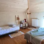 Le Coq En Repos * Saint-Sylvestre-sur-Lot