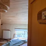 Le Coq En Repos Saint-Sylvestre-sur-Lot