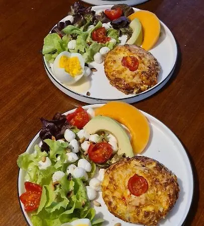 Le Coq En Repos Couette-café