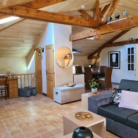 Le Coq En Repos Saint-Sylvestre-sur-Lot