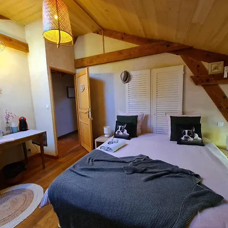 Le Coq En Repos Saint-Sylvestre-sur-Lot