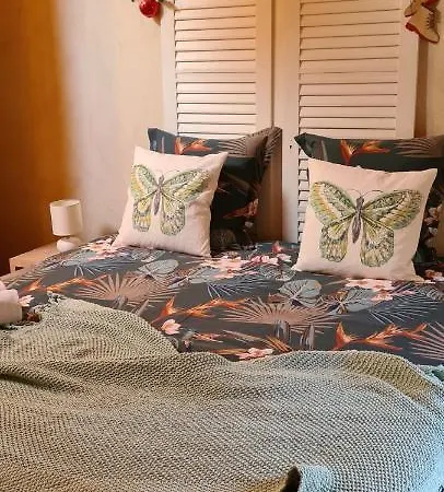 Le Coq En Repos Couette-café *